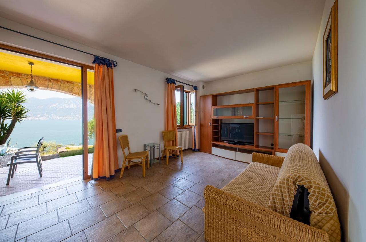 ברנצונה סול גארדה Residence Castelli מראה חיצוני תמונה