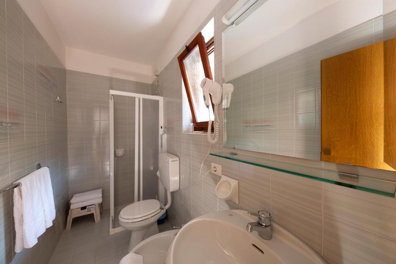 ברנצונה סול גארדה Residence Castelli מראה חיצוני תמונה