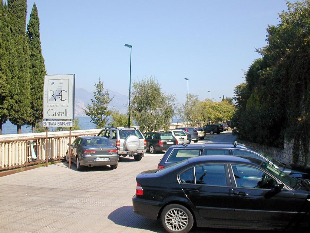 ברנצונה סול גארדה Residence Castelli מראה חיצוני תמונה